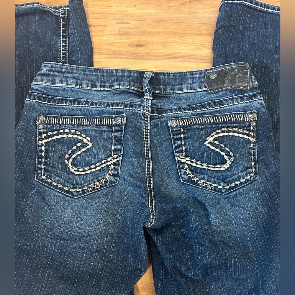 women’s silver jeans- Aiko boot cut- 28/33